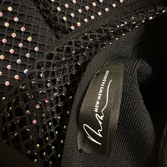 Holiday dress/ One-Shoulder Dress with Feather Hem - Picture 7 of 8